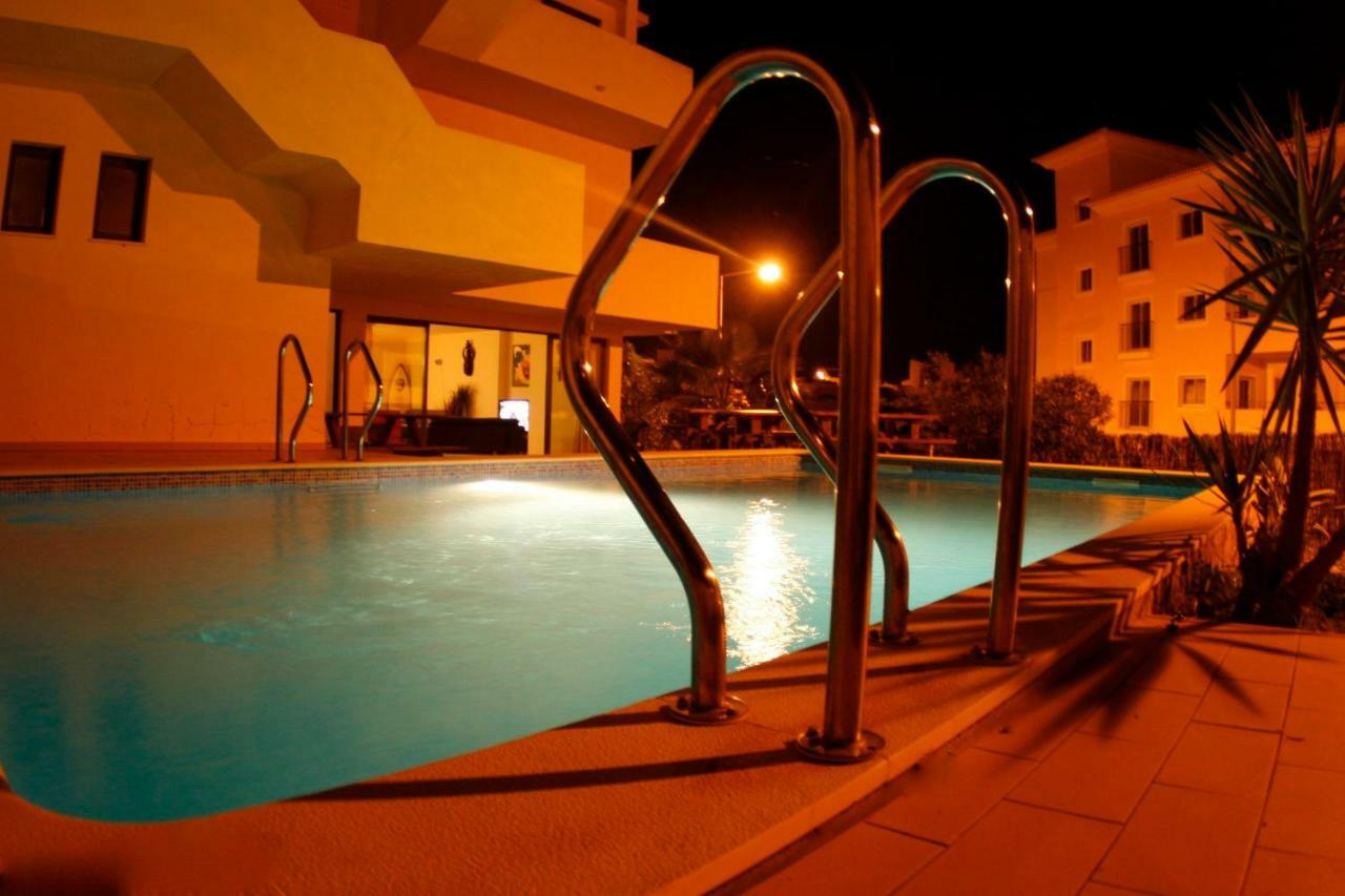Algarve Surf Hostel - Lagos Luaran gambar