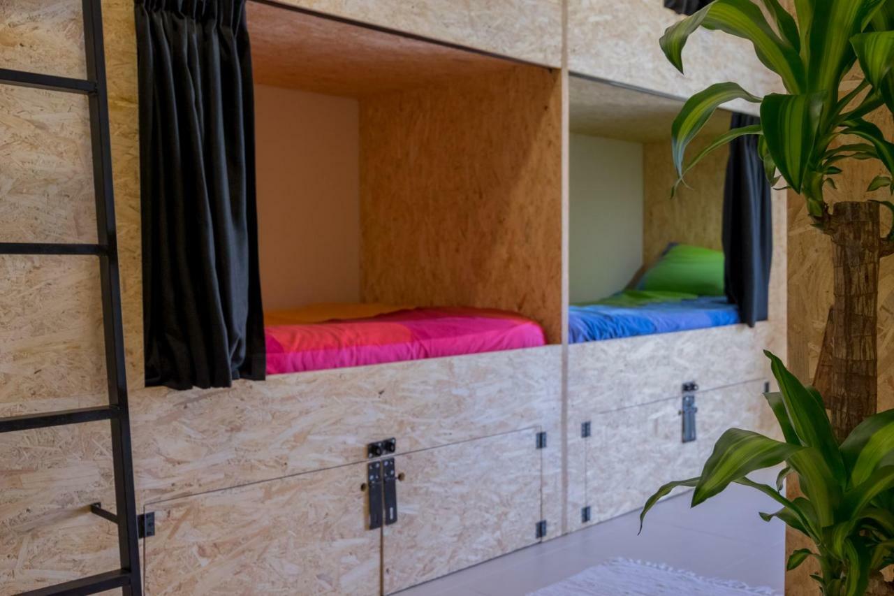 Algarve Surf Hostel - Lagos Luaran gambar