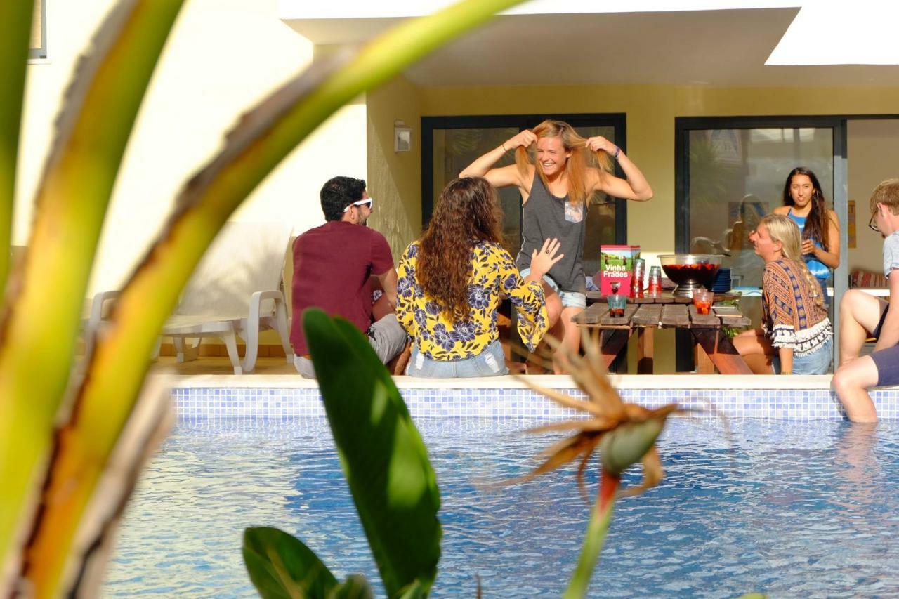Algarve Surf Hostel - Lagos Luaran gambar