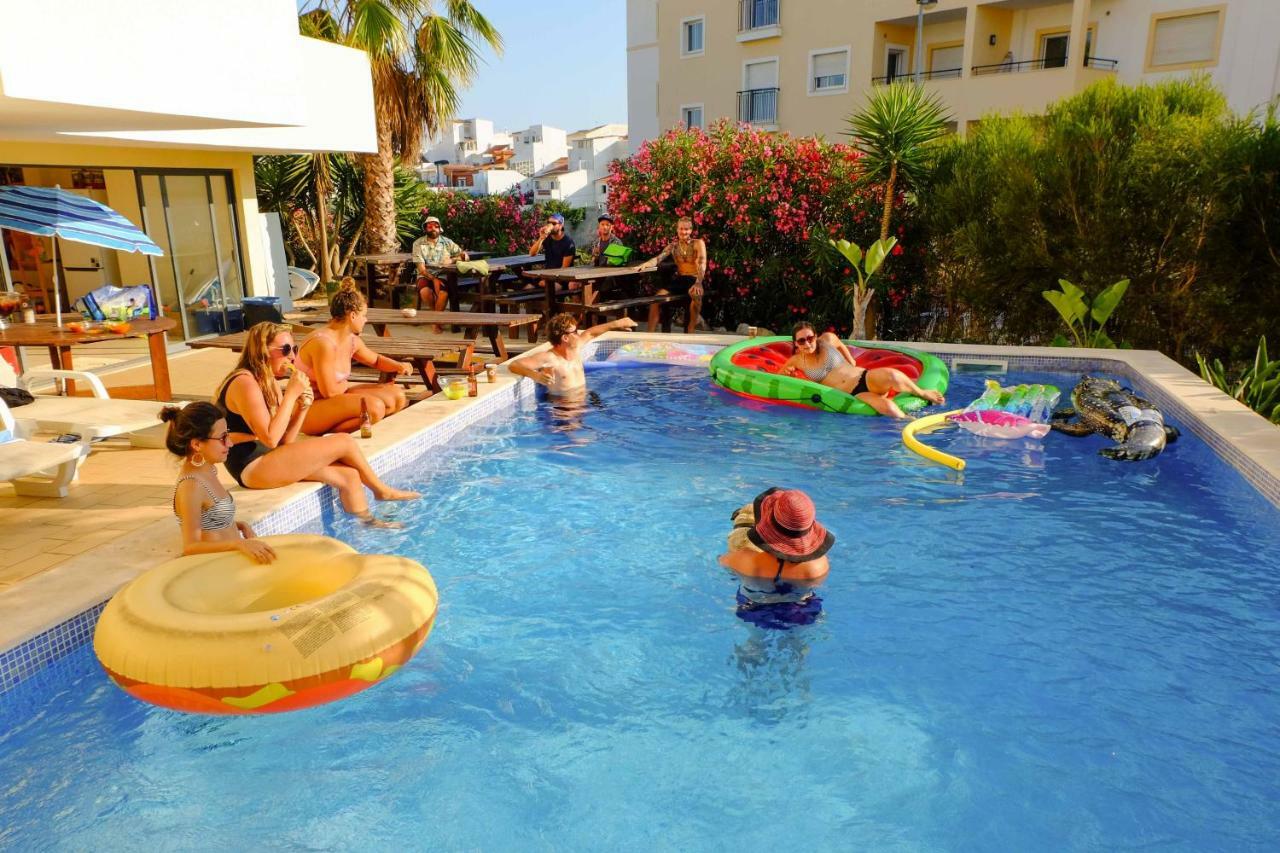 Algarve Surf Hostel - Lagos Luaran gambar